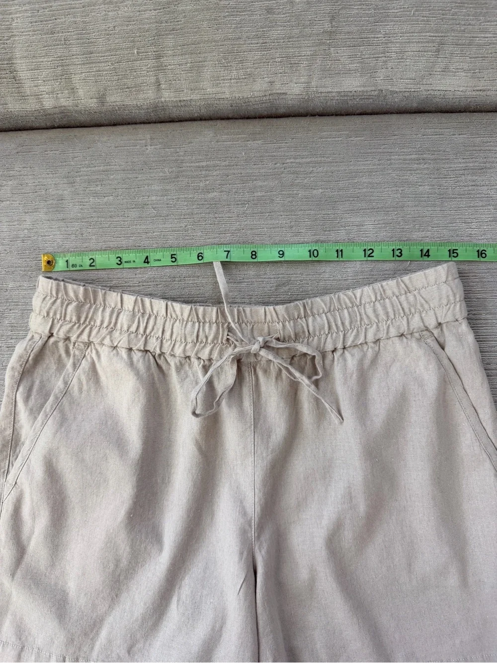 Tommy Bahama Linen Blend Drawstring Shorts Small Petite NWT Natural - Picture 3 of 8